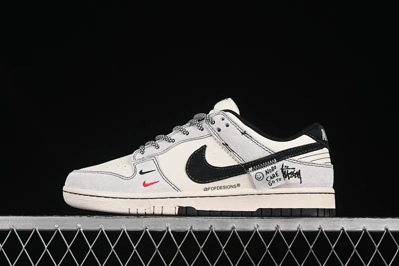 All categories Nk SB Dunk Series Nk SB Dunk Low High-end customized low-top sneakers Nike SB Dunk Low Stussy series Supplementary black hook Anniversary high-end customized low-top casual sneakers YX5066-298